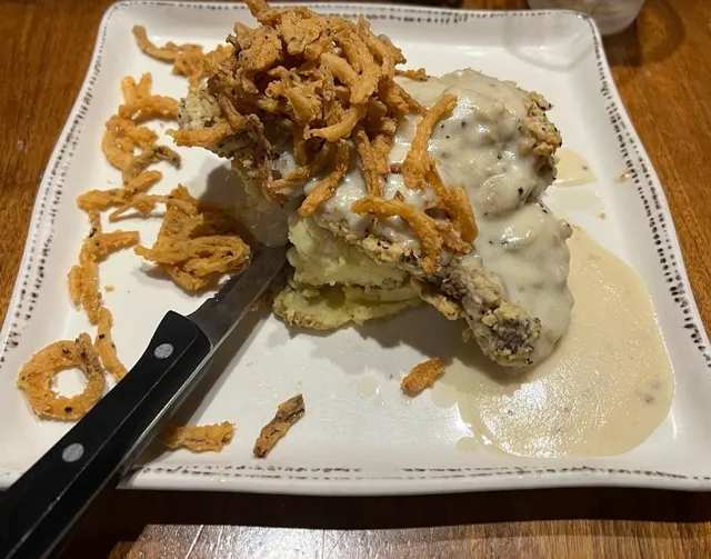 A Cozy American Eatery in Nashville!