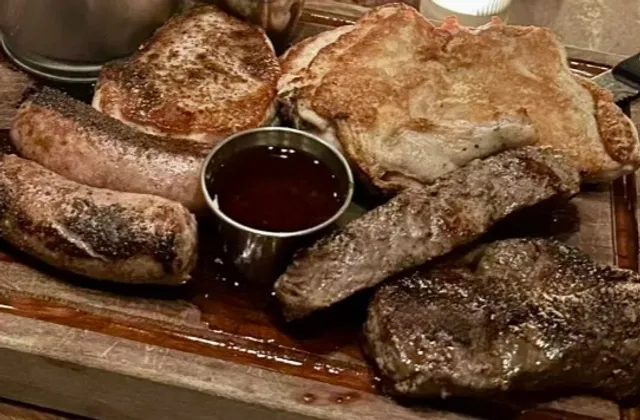 🍣 Gi-Jin | A Modern Sushi & Cocktail Den in the Cultural District