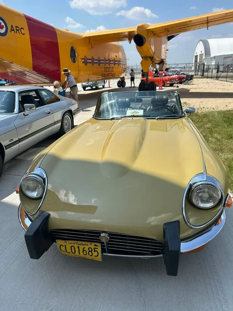 Classic Car Show at the Royal Aviation Museum of Winnipeg 🏟🚗😎