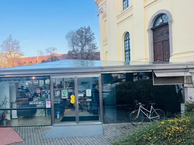 🇭🇺 Debrecen | Church Café with a Story ⛪️☕️
