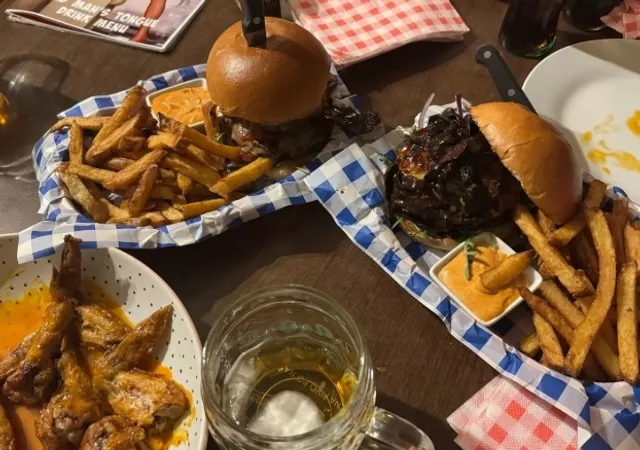 🇨🇿 Prague Food Guide: Must-Try Dining Experiences