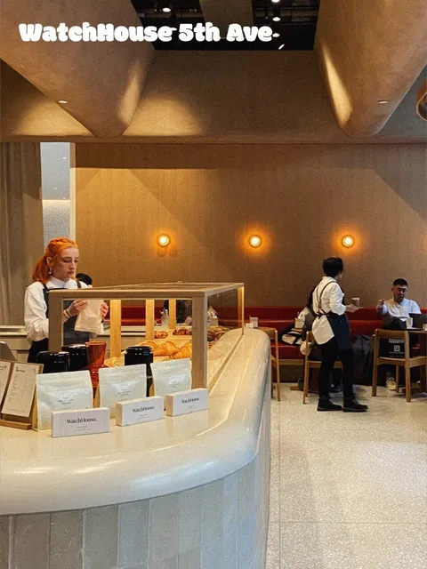 New York's Perfect Spot for a Quick Office Visit 🌟