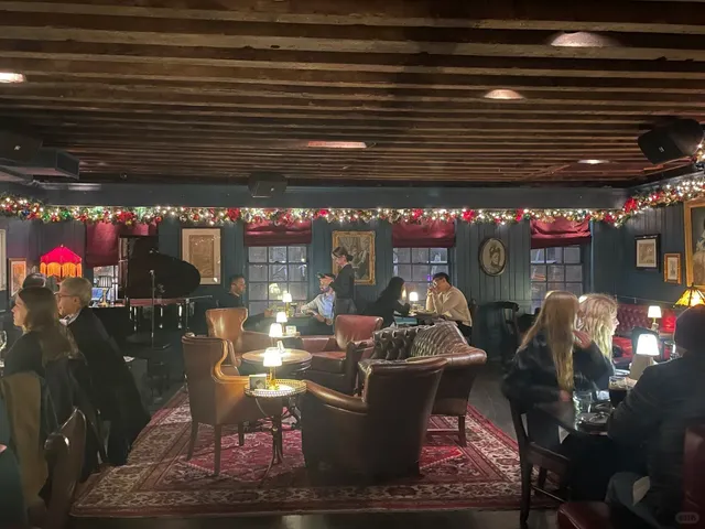 ❤️ Fraunces Tavern: Museum or Restaurant? (1)🕸️