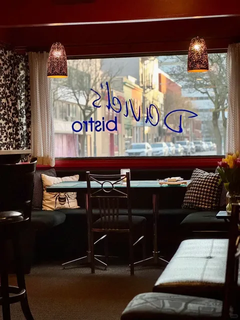  David's Bistro: The Ultimate French Dining Experience 🍽️