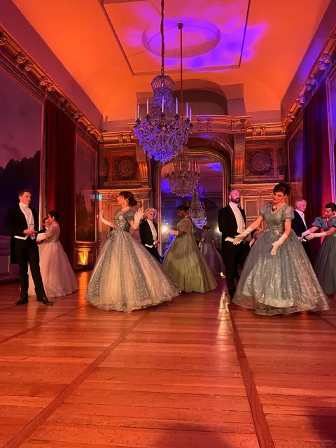 Immersive Theater Experience | Beauty and the Beast in Paris