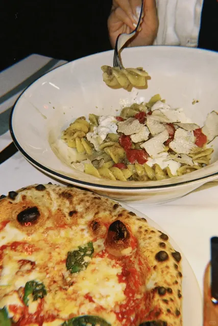 🇮🇹 Best Restaurant Near Trevi Fountain! 🫶🏻