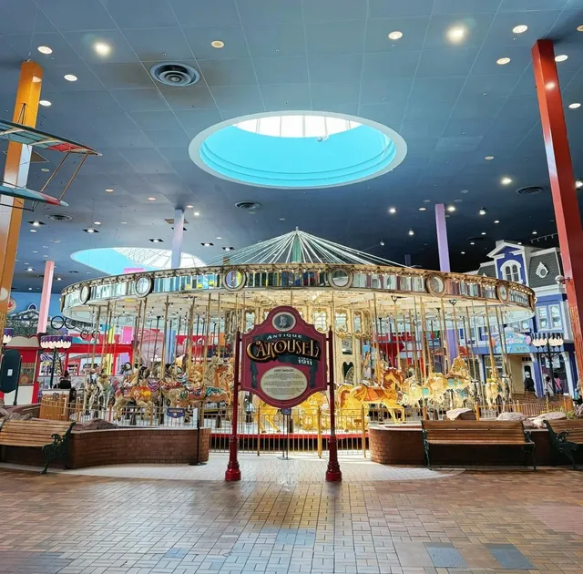 ​​Fantasy Fair - Ontario's Largest Indoor Playground! 🎡🚂🎠​​