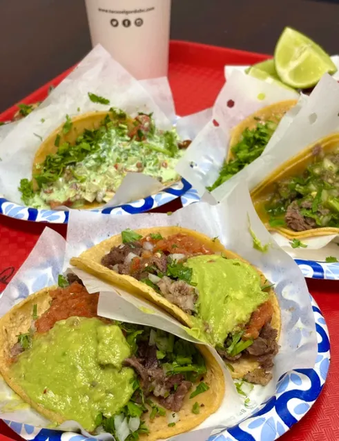 I ate delicious tacos in San Diego!