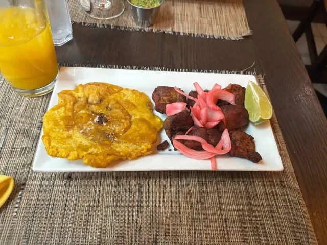 🎭 Excellent Pre-Theater Dinner Experience! 🎟️🍽️