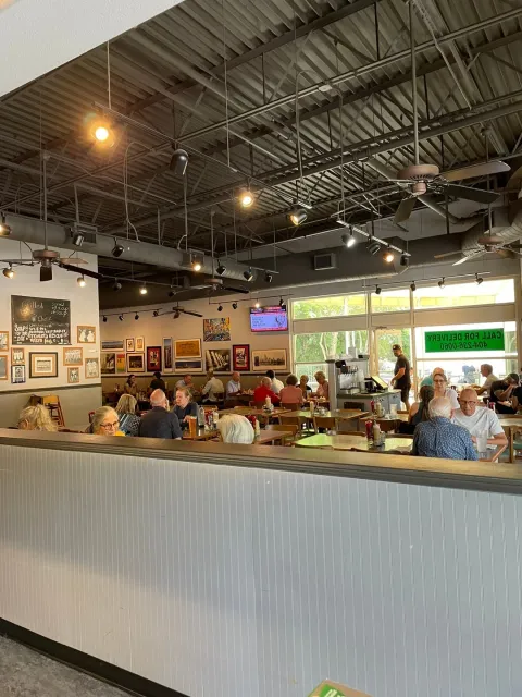 🍽️ Huge Portions & Delicious Food – A Must-Try Spot! 