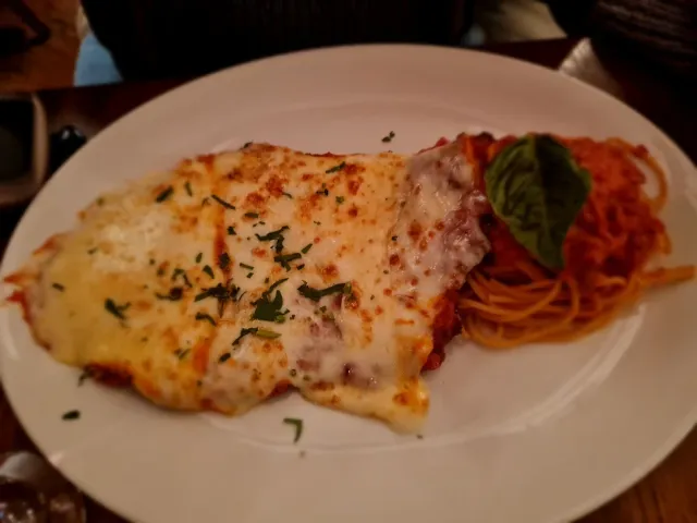 🍽️ A Lovely & Relaxed Family Meal Near Broadway in NYC! 🎭