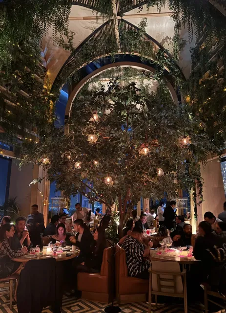  The Restaurant I Rush to Straight From the Airport