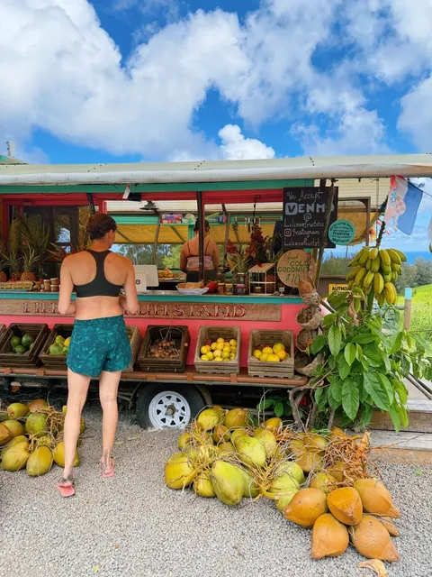 🥥 Don't Miss Big Island's Fruit Stands - Cheap & Delicious!