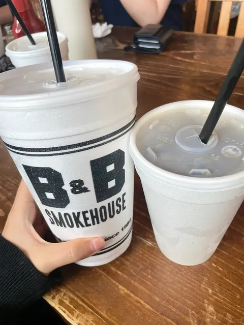 B&B Smokehouse – Our Go-To Office Lunch Spot in San Antonio! 🍖