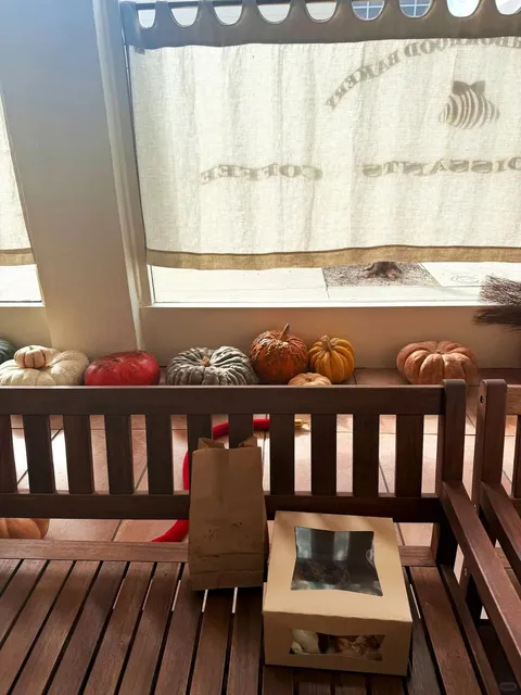 🥐 That Bakery in Pasadena with a Line Every Single Day! 😍