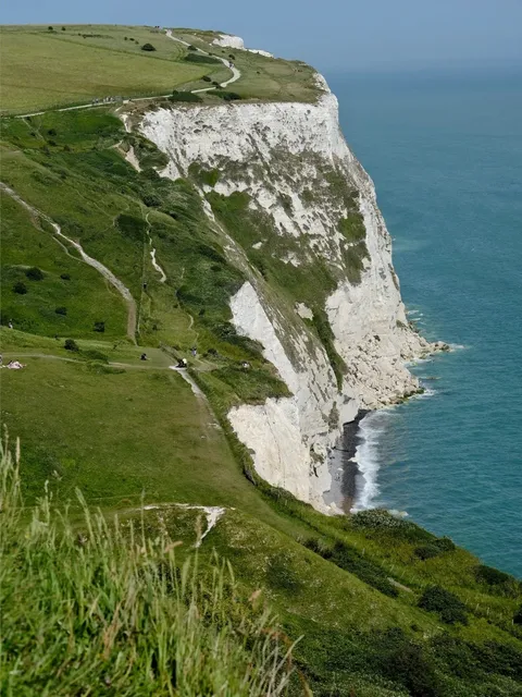 🌊 Coastal Hike Along the White Cliffs of Dover