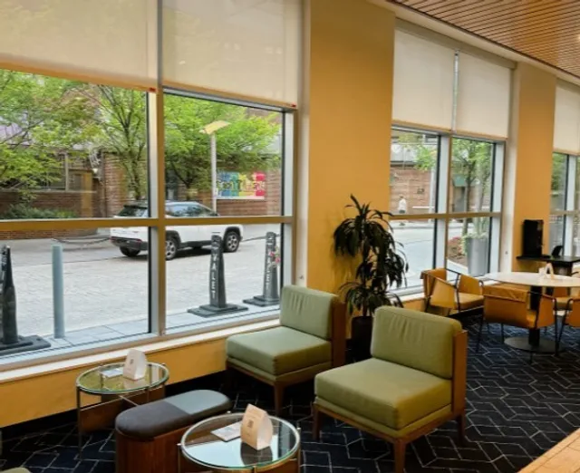 Courtyard Cleveland University Circle🏨