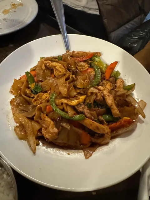 Don't Just Eat Chinese Food While Skiing in Salt Lake City! ⛷️🍜