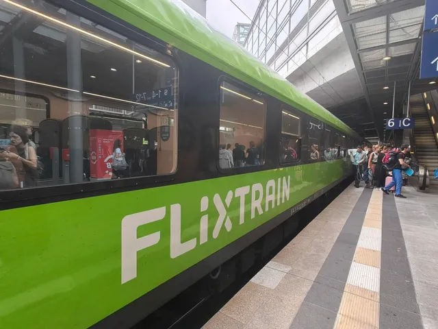 🇩🇪 Day Trip from Berlin to Leipzig 🚌🚆