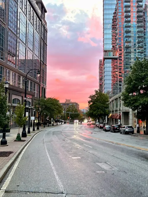 GT Life | Halloween in Atlanta Neighborhoods 🎃