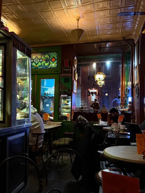 NYC｜Late-Night Café Open 'til 3 AM ☕🌙