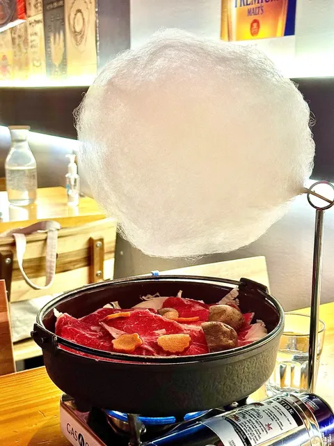 How could we miss the warm cotton candy shabu-shabu in winter? 🌨️