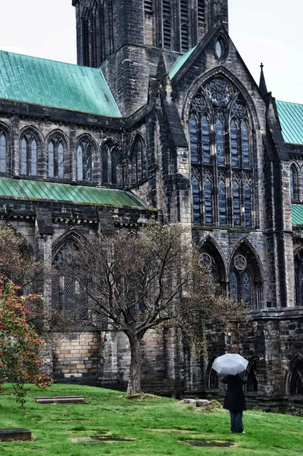 🏰 Glasgow Cathedral | A Medieval Romance Through Time