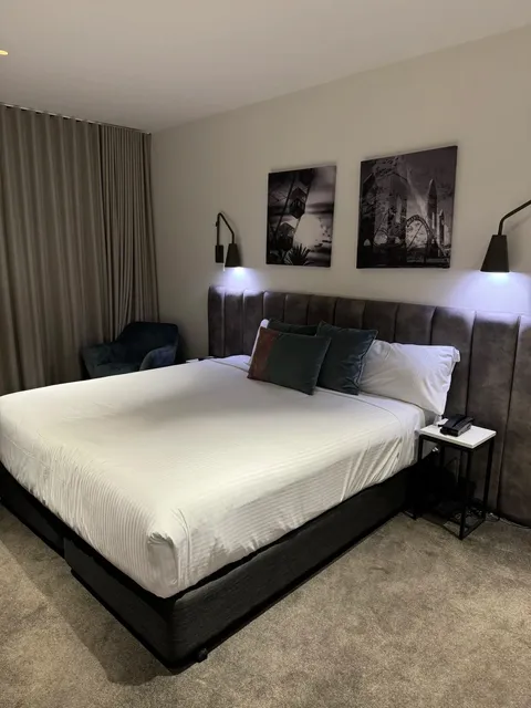 Geelong Accommodation: Coastal Comfort with Prime Perks 🏨🌊