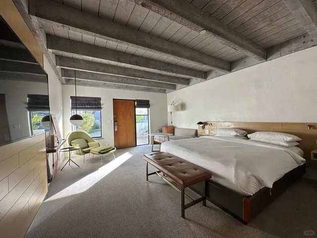 Hotel Check-in | Phoenix Andaz