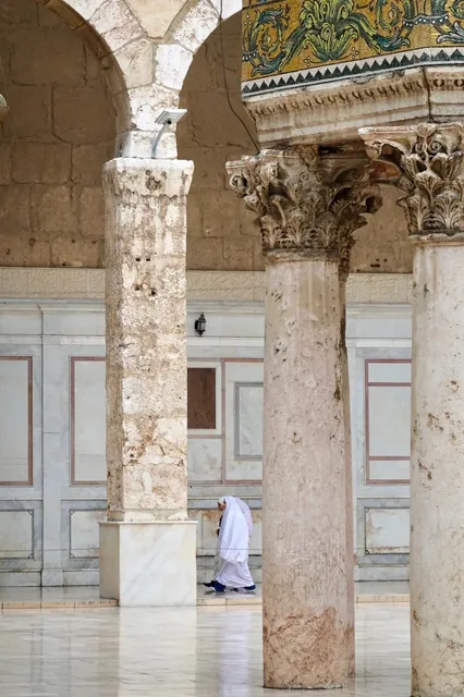 The Umayyad Grand Mosque 🕌 – Where Gods & History Meet!