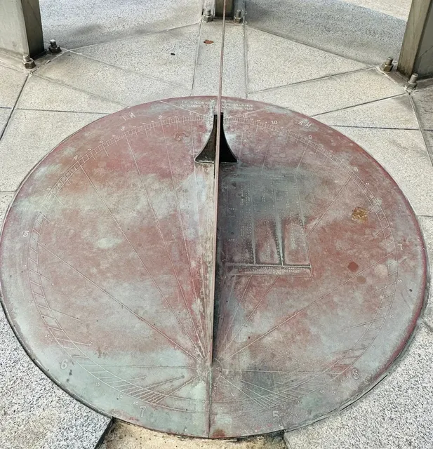 Rockhampton: Where the Tropic of Capricorn Meets Cattle Country 