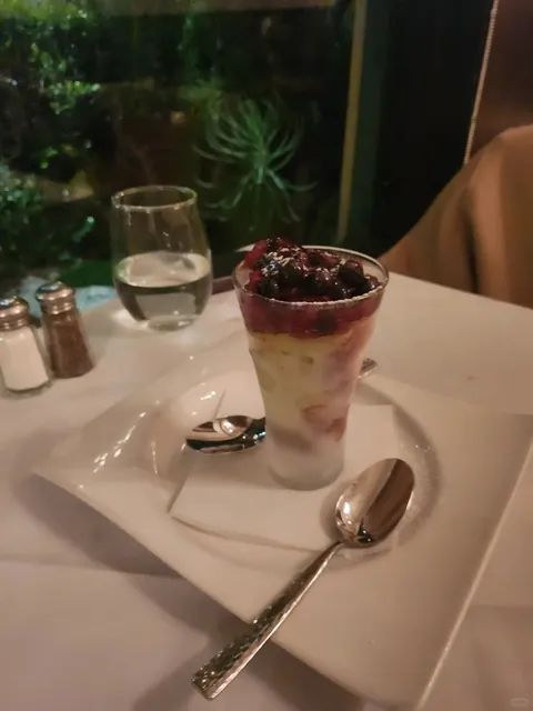 💕 Italian in Long Beach, LA – La Traviata