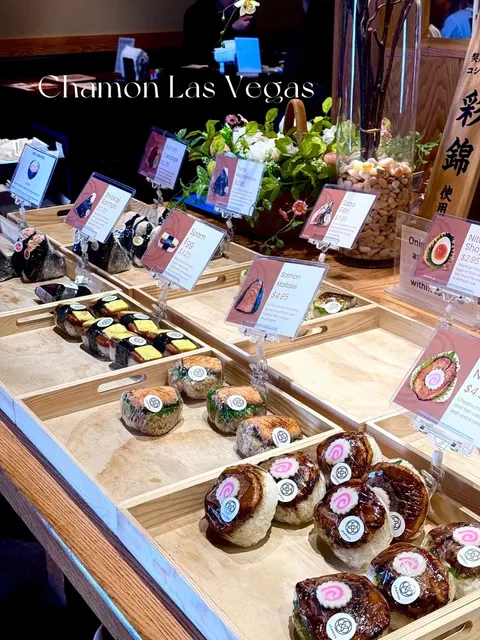 Las Vegas Food Guide | Must-Try Happy & Delicious Meals! 🎰