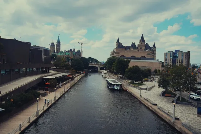 Rideau Canal: A Humble River with Epic Tales 🌉📜