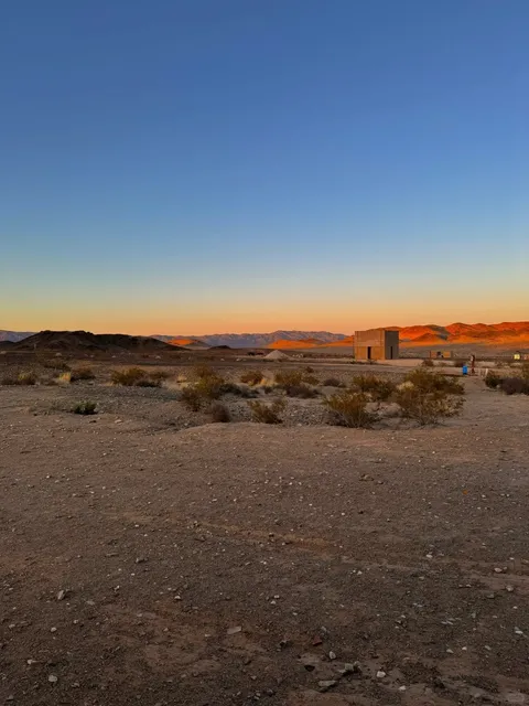 🌵 USA | Stunning Desert Stay Near LA: Joshua Tree’s Golden Sunset Ret