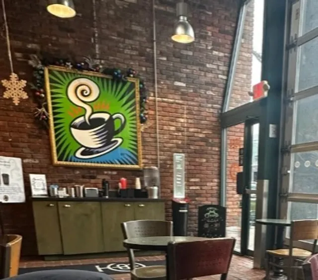 🏢 Coffee Tree Roasters - Shadyside's Spacious Coffee Sanctuary! 💻