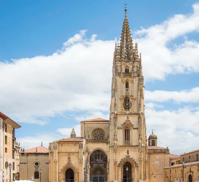Unlock the northern Spanish city of Oviedo