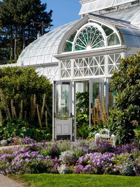 Strolling through Seattle | Volunteer Park