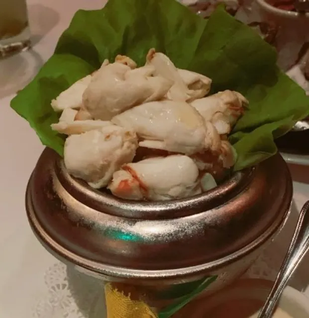 The Capital Grille - Pittsburgh's Premium Steakhouse Experience! 🥩✨