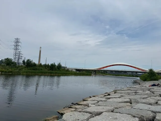 🇨🇦 Toronto's Brand New Biidaasige Park is Now Open! 🌳✨