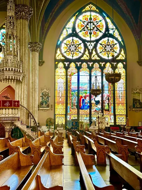 🇺🇸 Detroit Day Trip + Windsor Border Crossing Guide