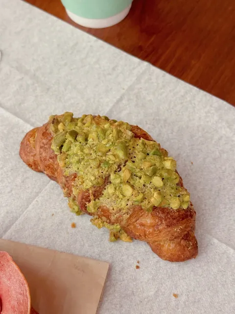 Delicious Finds in New York | Hidden Gem Bakery 🍔