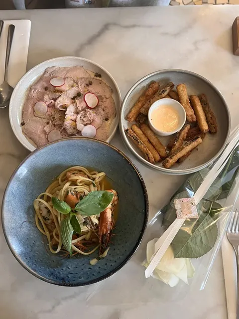 Paris 🇫🇷 Spicy Shrimp Pasta and Creative Tiramisu❗️❗️