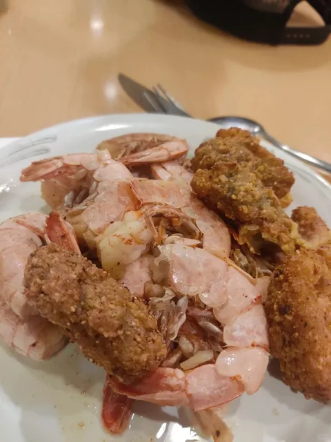 🇺🇸 Around Lancaster | Shady Maple Smorgasbord 🍽️