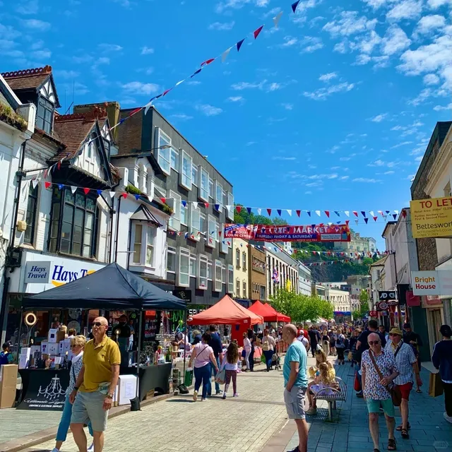 A Relaxing Solo Trip to Torquay