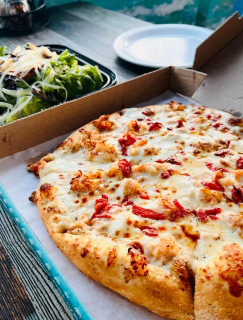 Leucadia Pizza's Lobster Pizza 🦞🍕