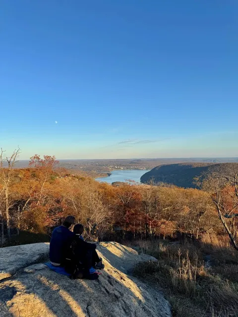 NYC Autumn Escape: Bear Mountain 2025 🍁