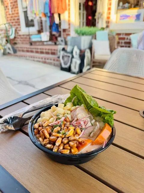 🇺🇸 LA | Peruvian-Style Poke – A Hidden Gem by Venice Beach! 🏖️