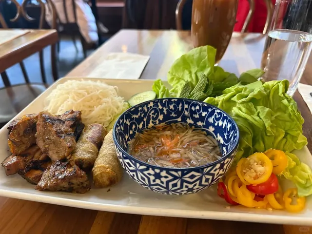 Chicago's Best Pho Isn’t in Vietnam Town!? 🤔