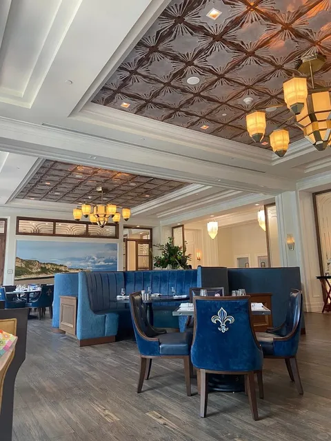 Friendly Hotel My Boyfriend and I Would Stay at Again and Again 💑🏨